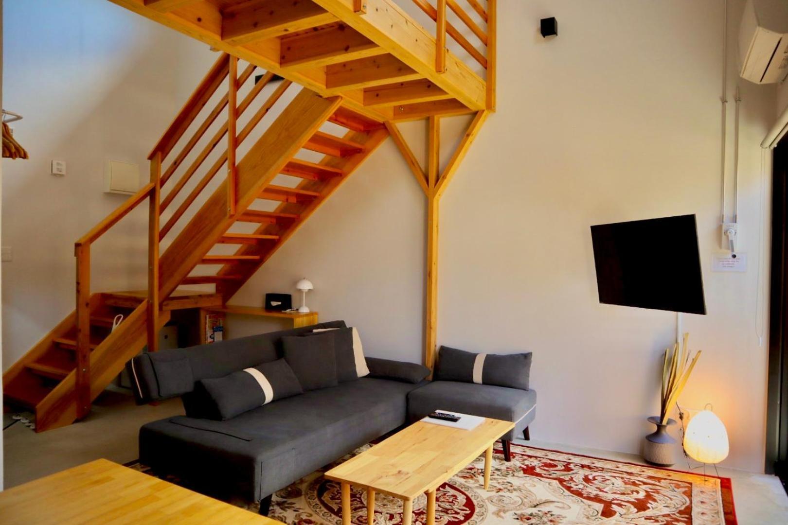 Hotel Little Swiss House Мотобу Экстерьер фото